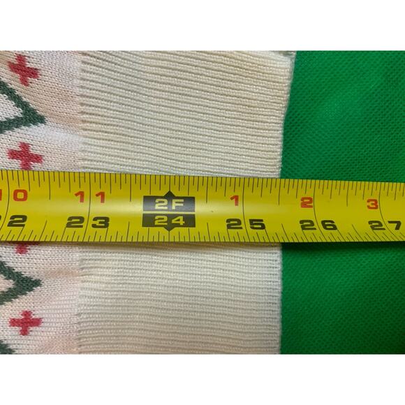 Barbie White Pink Green Ponytail Pullover Snowflake Winter Sweater Size Medium - Picture 6 of 10